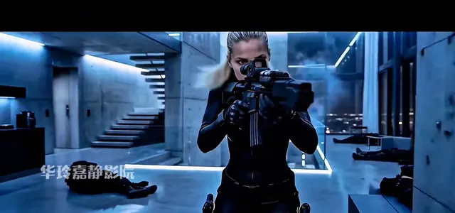 《逃离柏林》定档7月12日，甄妮饰演女特工单枪匹马突围 | 资讯配图