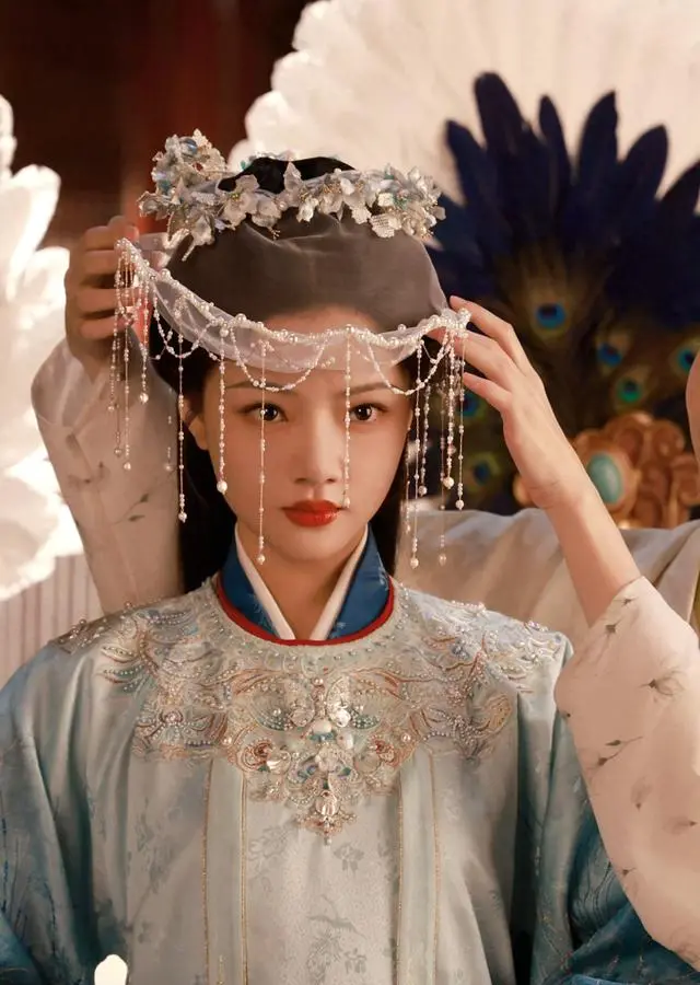 任敏主演《良陈美锦》今日开播，顾锦朝深宅锋芒初显 | 资讯配图