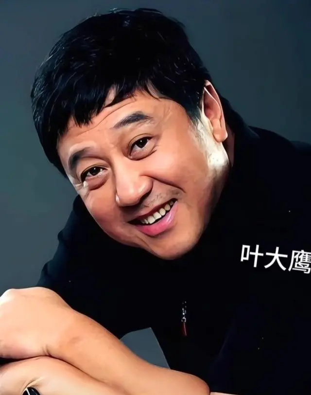 叶大鹰瘫痪三十年后仍未能“还清”前妻姜南的十年照护 | 现场图 叶大鹰瘫痪三十年后仍未能“还清”前妻姜南的十年照护 | 现场图
